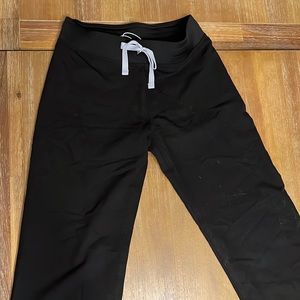 Figs XXS scrub bottoms black new with tags